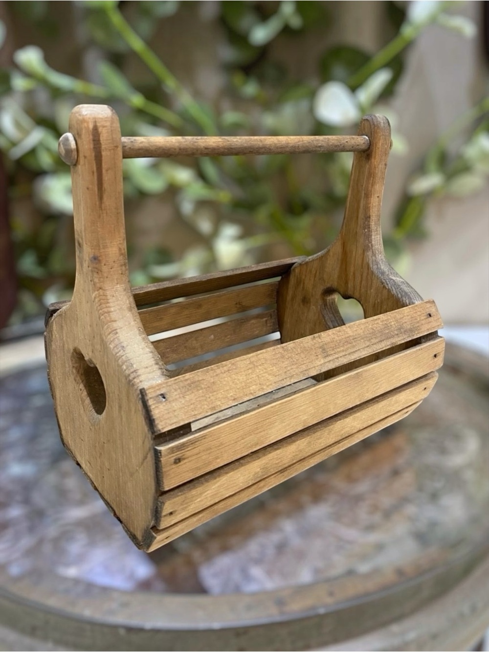 Vintage Primitive Heart Wood Slat Basket Caddy with Handle Farmhouse Country